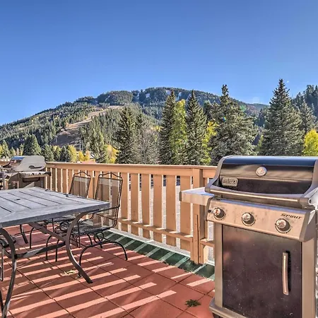 Red River Condo On Main Street With Mtn View!